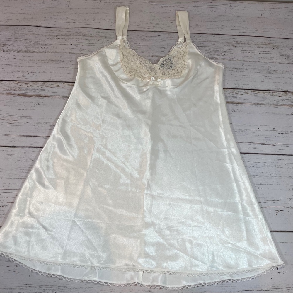 Halston Ivory Nightgown